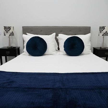 Downtown Easton Apartment Bagian luar foto