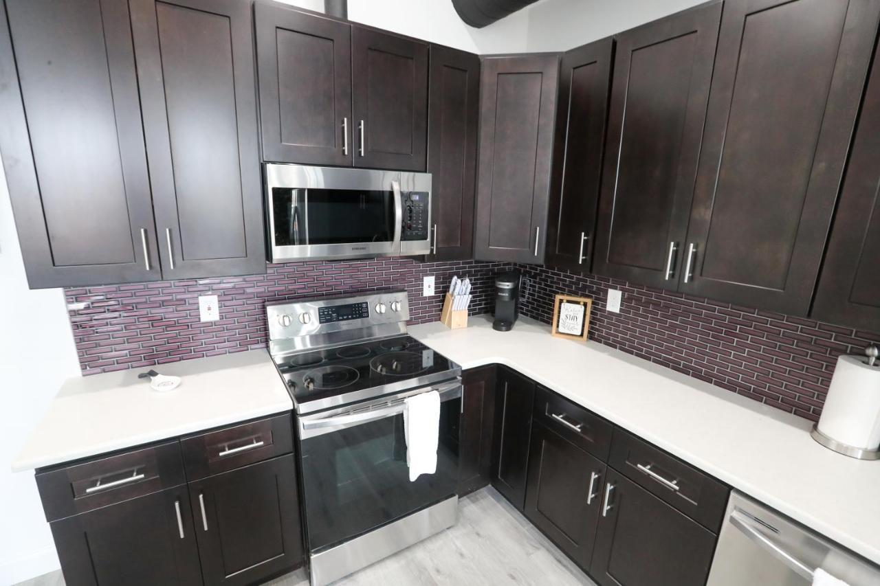Downtown Easton Apartment Bagian luar foto