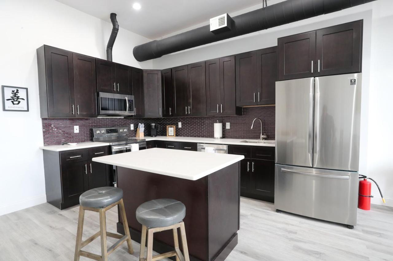 Downtown Easton Apartment Bagian luar foto