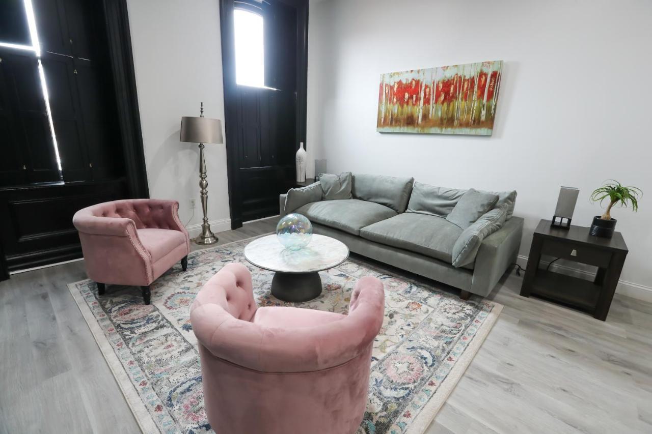Downtown Easton Apartment Bagian luar foto