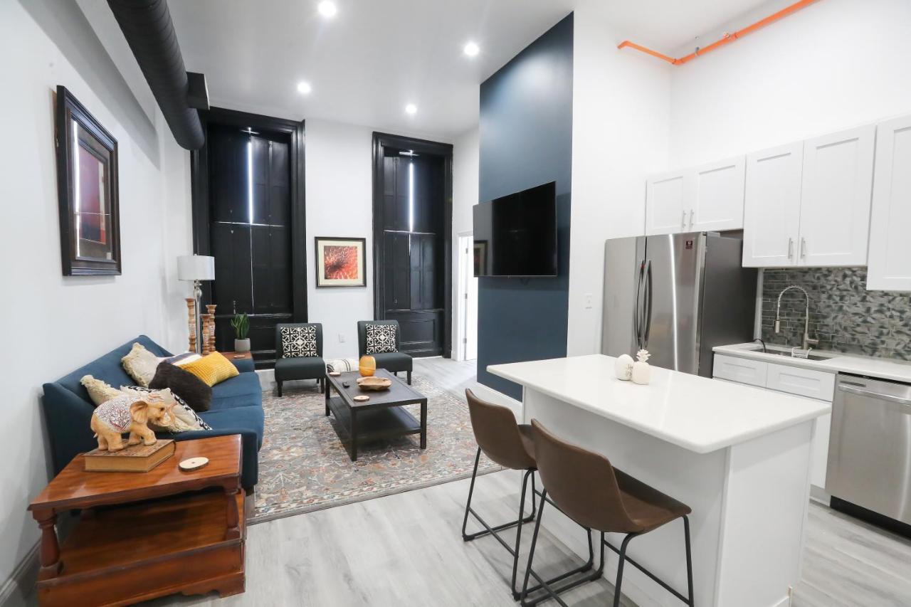 Downtown Easton Apartment Bagian luar foto