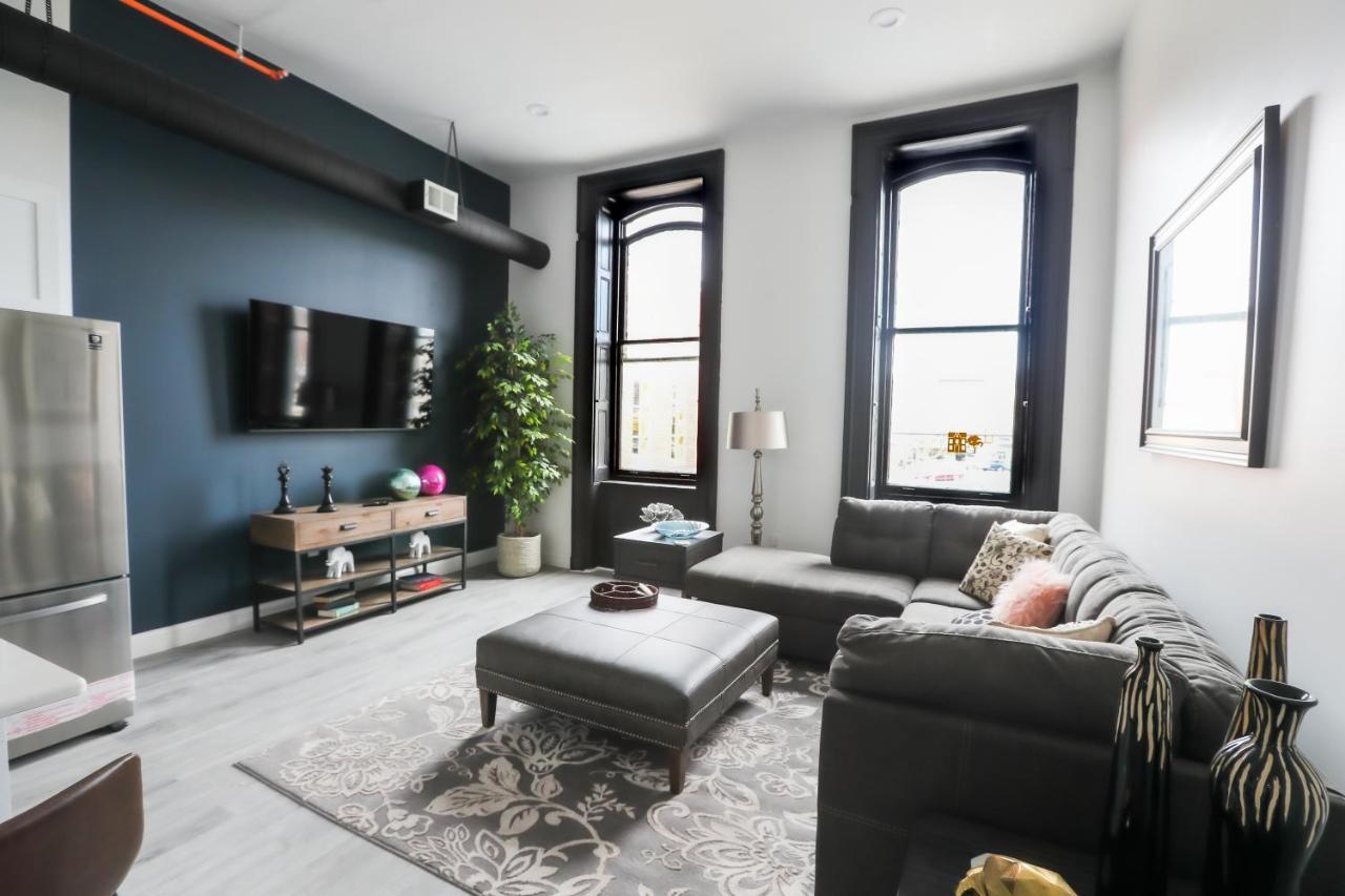Downtown Easton Apartment Bagian luar foto