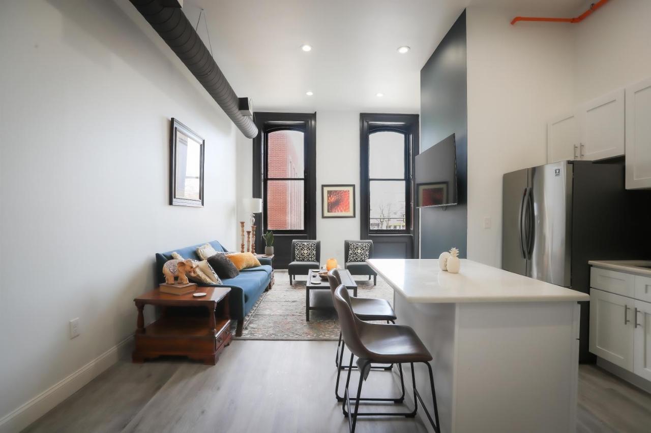 Downtown Easton Apartment Bagian luar foto