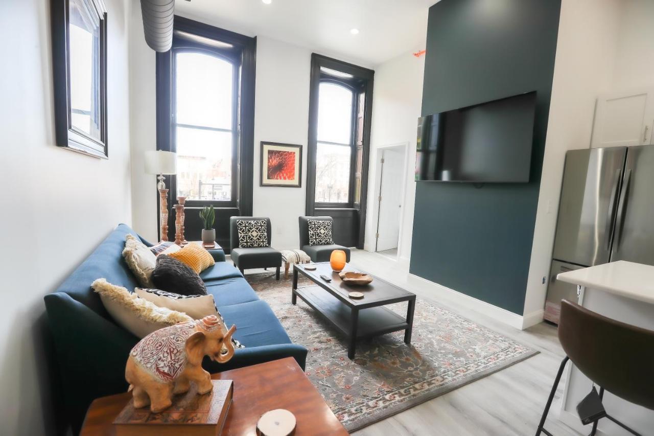 Downtown Easton Apartment Bagian luar foto