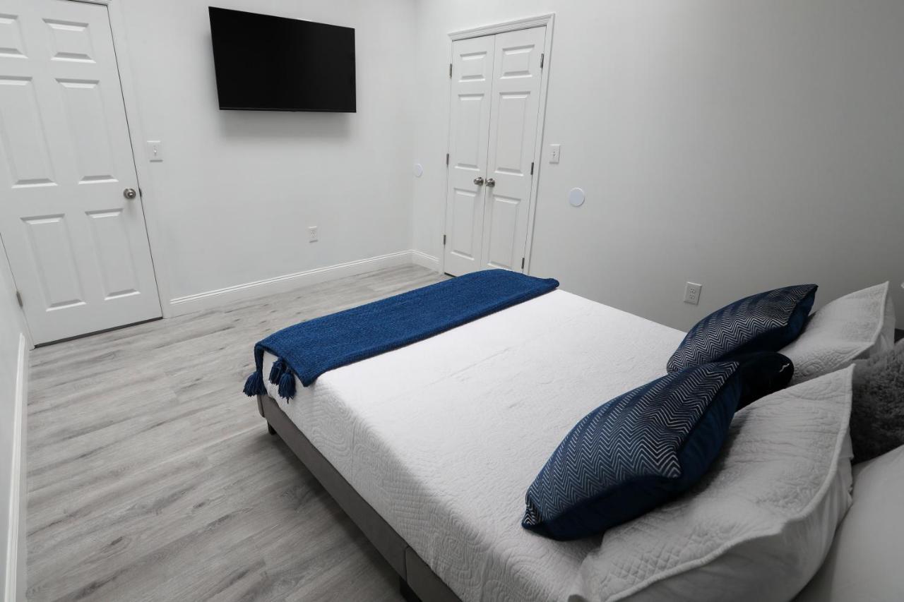 Downtown Easton Apartment Bagian luar foto
