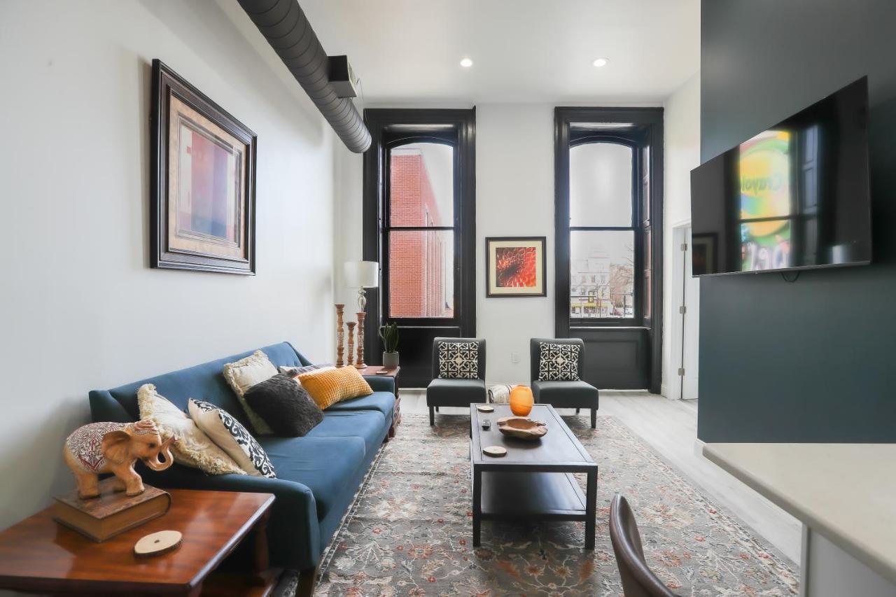 Downtown Easton Apartment Bagian luar foto