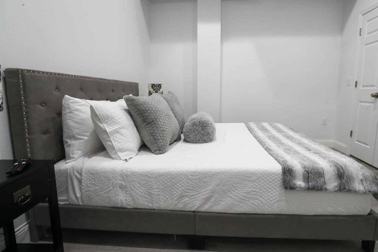 Downtown Easton Apartment Bagian luar foto