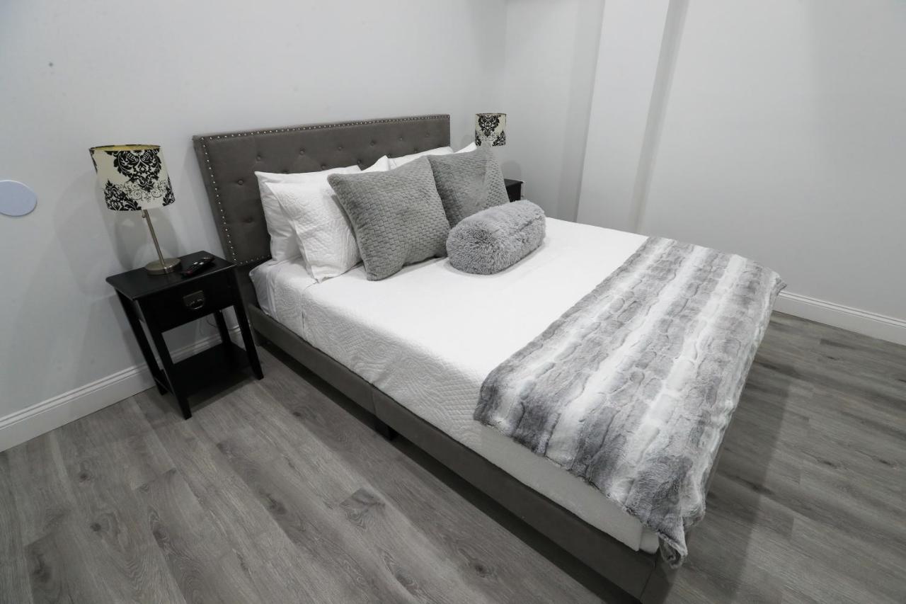 Downtown Easton Apartment Bagian luar foto