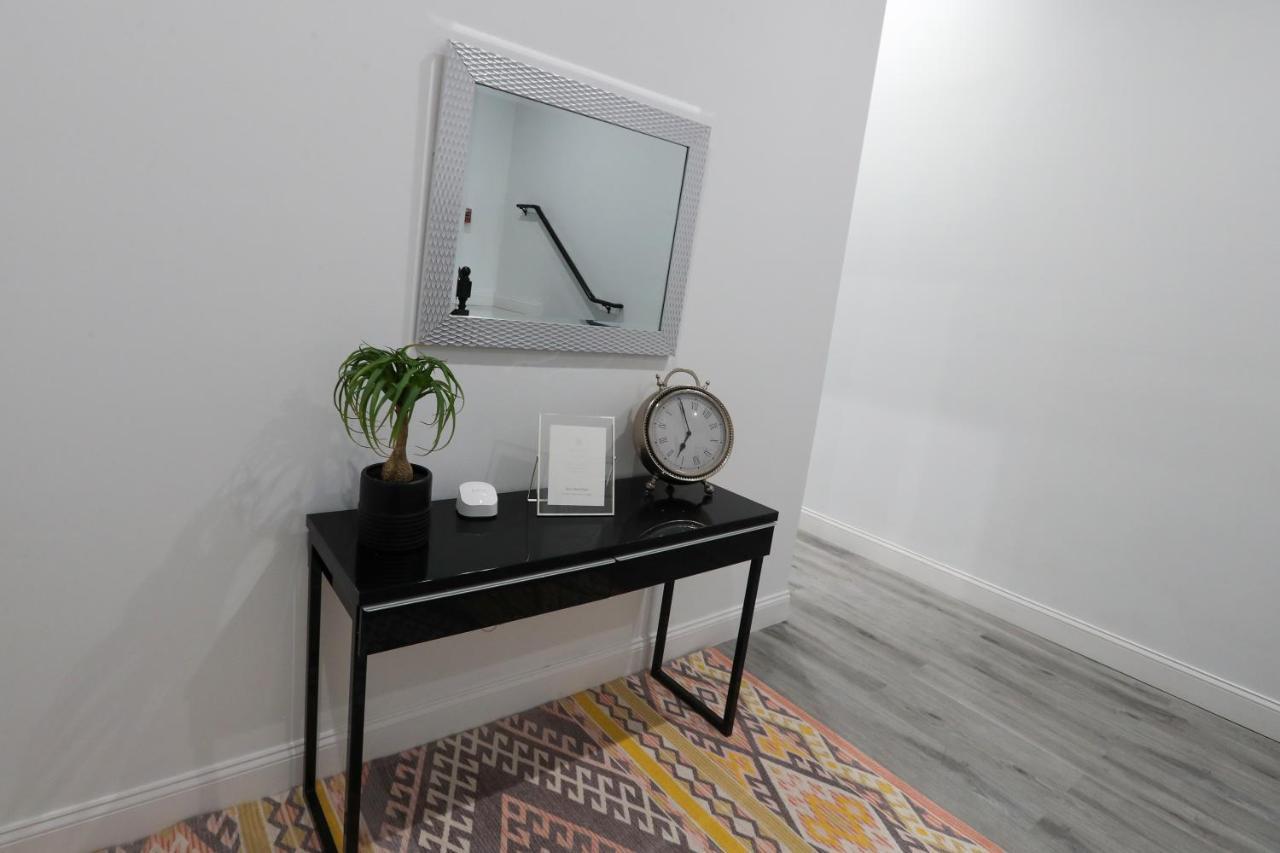 Downtown Easton Apartment Bagian luar foto