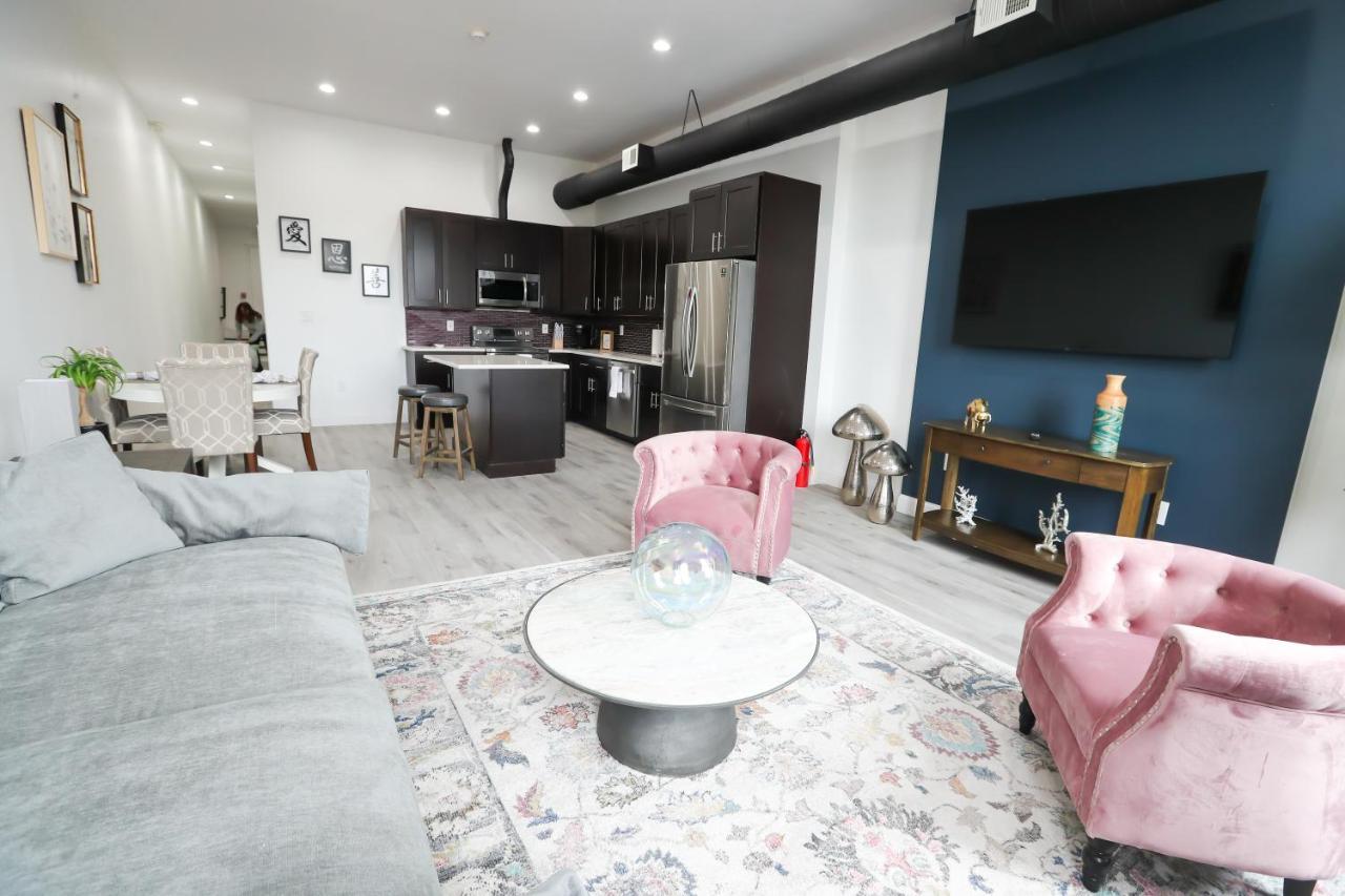 Downtown Easton Apartment Bagian luar foto