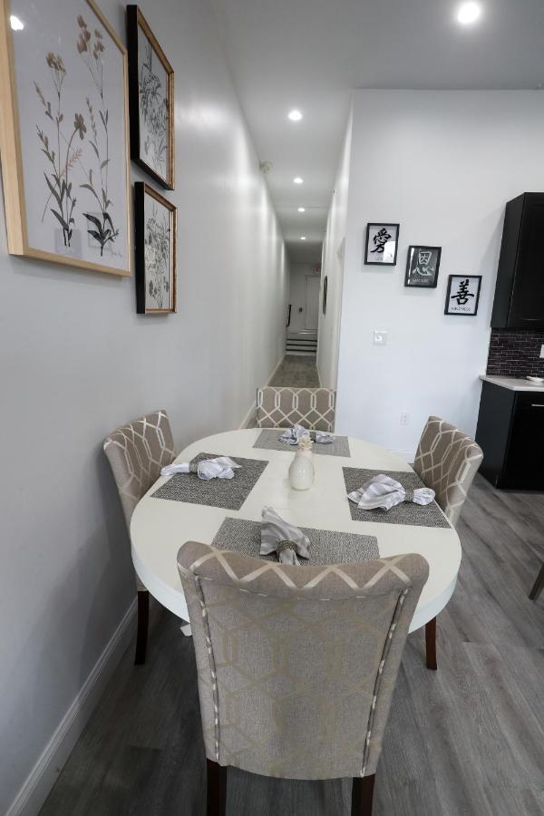 Downtown Easton Apartment Bagian luar foto